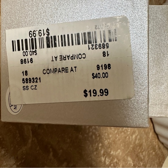 Contessa Di Capri Sterling Silver “C” Stud Earrings - Picture 3 of 7